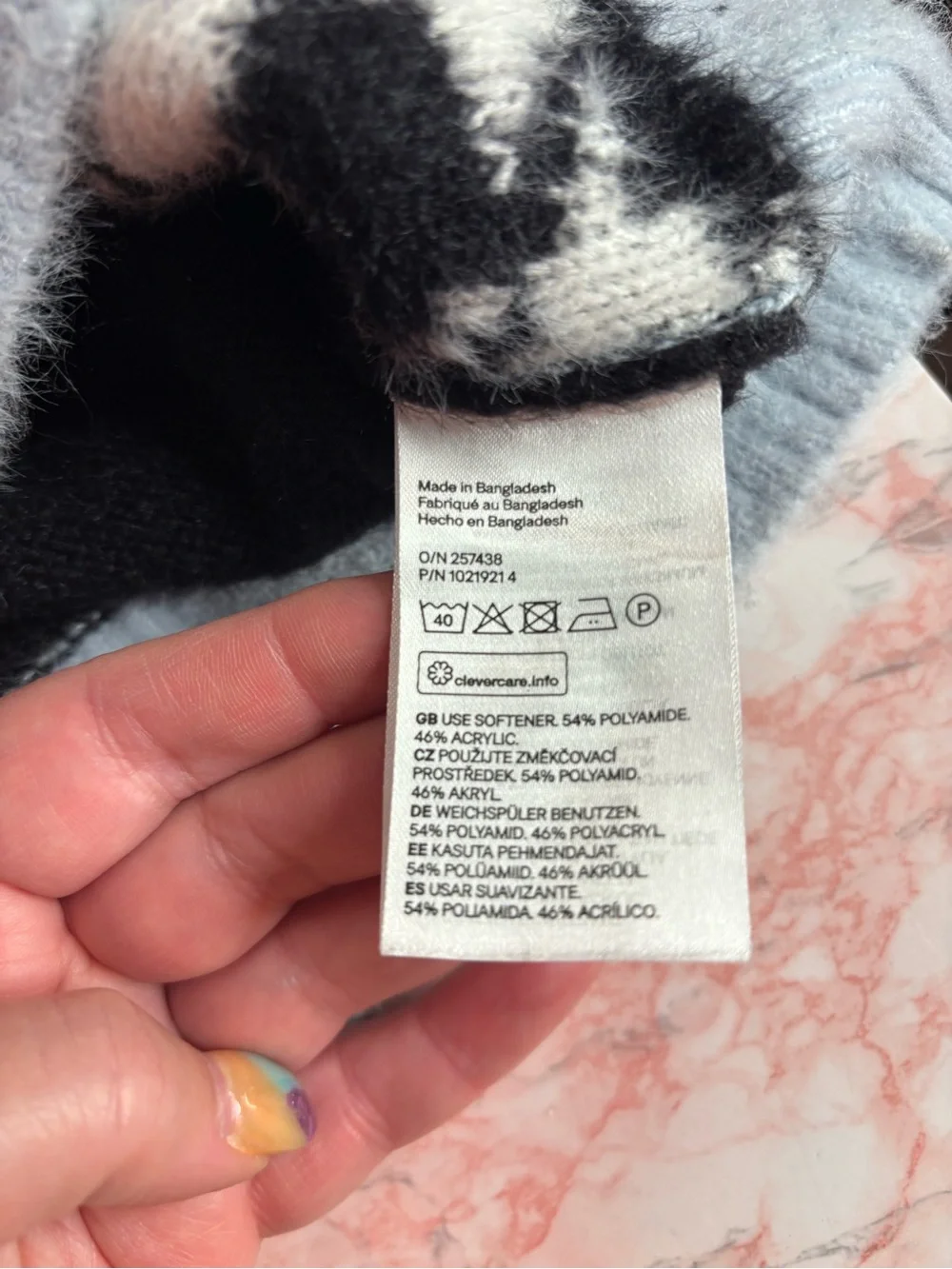 H&M Black & Light Blue Fuzzy Knit Sweater small - Picture 3 of 4